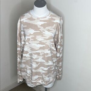 EUC Athleta Beige Camo Lux Long Sleeve Balance SweatShirt Medium